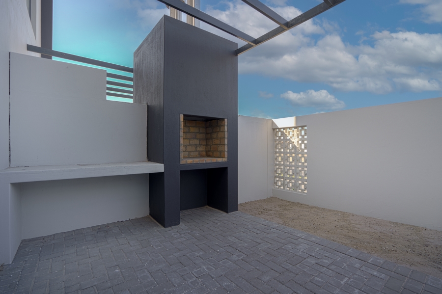 2 Bedroom Property for Sale in Sandown Western Cape